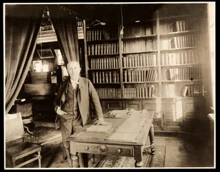 Thomas Edison in his library, 1904